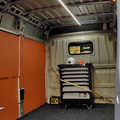 bestelbus met audio upgrade + Camera +laadbak verlichting